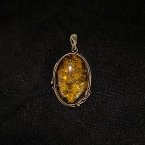 Sterling silver Yellow Amber pendant